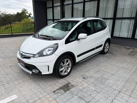 HONDA FIT 1.5 TWIST 16V FLEX 4P AUTOMÁTICO HONDA FIT 1.5 TWIST 16V FLEX 4P AUTOMÁTICO